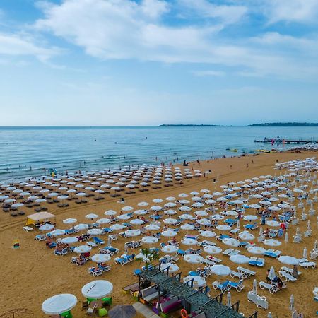 Mpm Astoria Hotel Napospart Kültér fotó