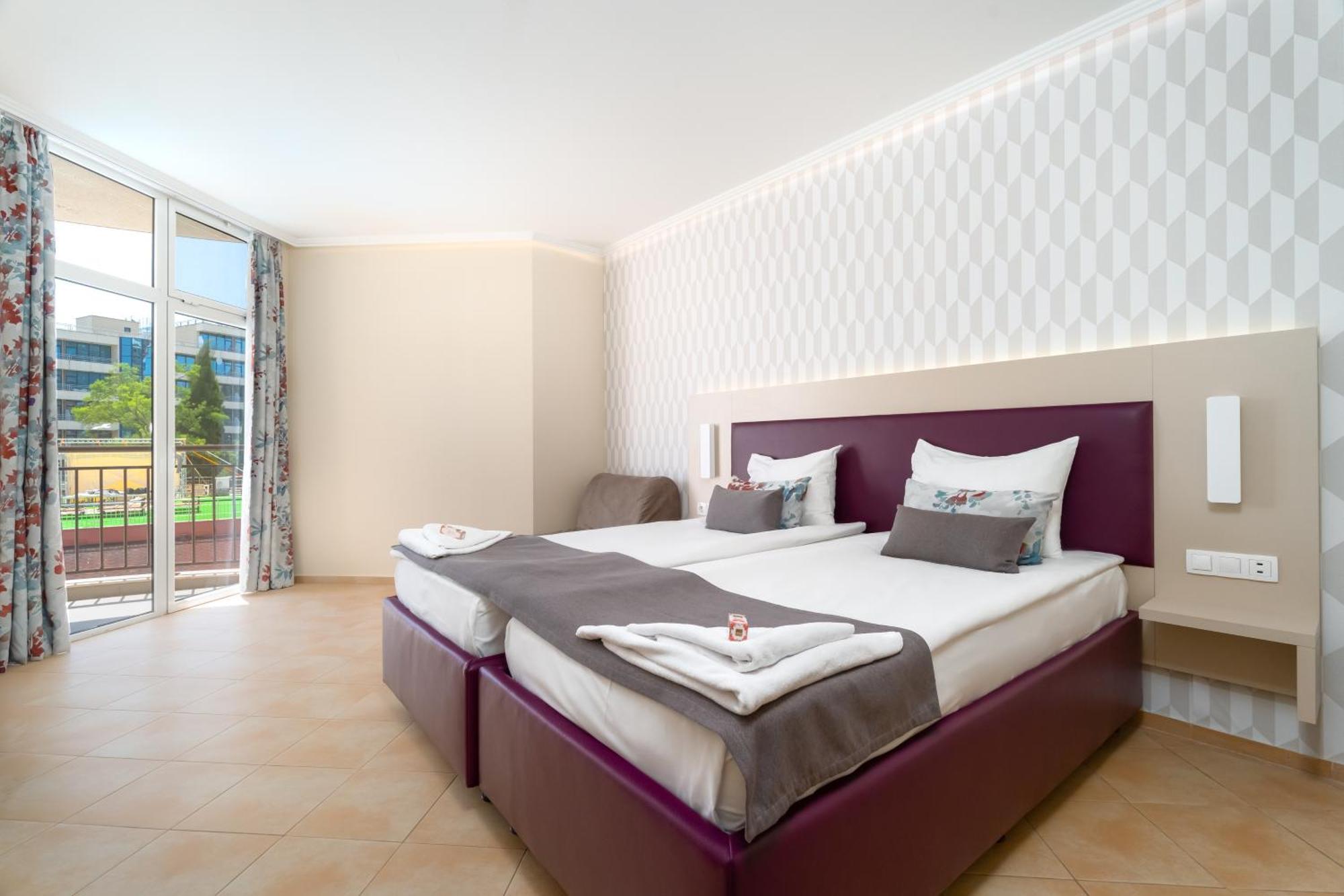 Mpm Astoria Hotel Napospart Kültér fotó