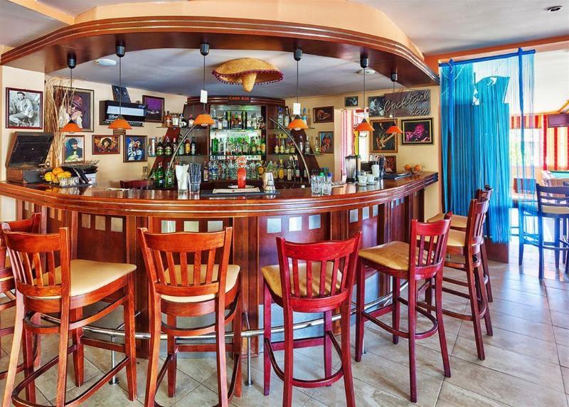 Mpm Astoria Hotel Napospart Kültér fotó