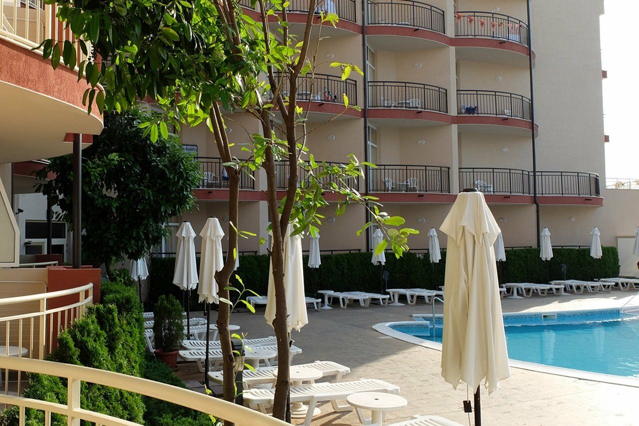 Mpm Astoria Hotel Napospart Kültér fotó