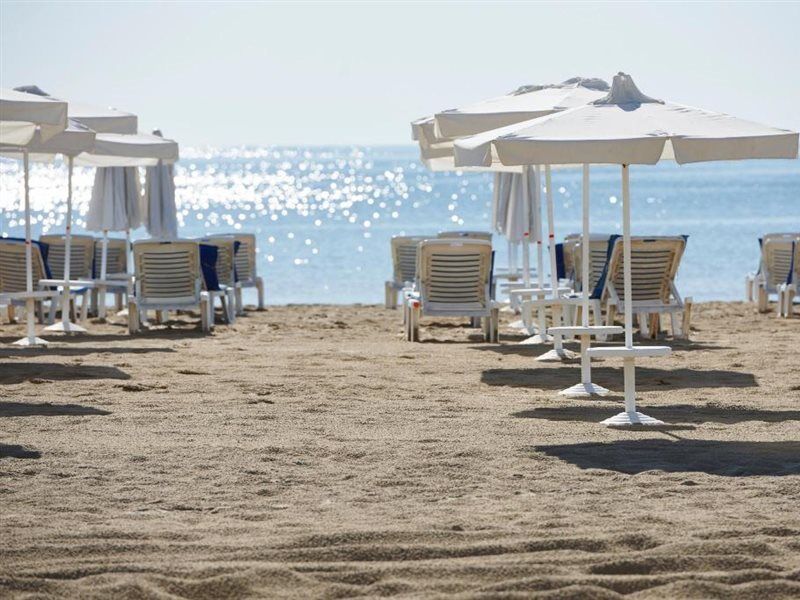 Mpm Astoria Hotel Napospart Kültér fotó